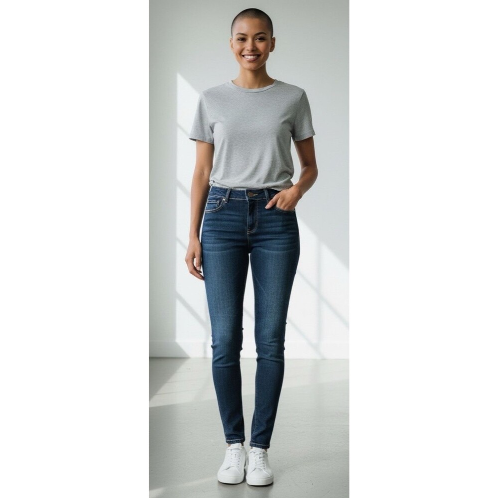 CAbi womens NEW premium jeans skinny low rise dark rinse quality size 4